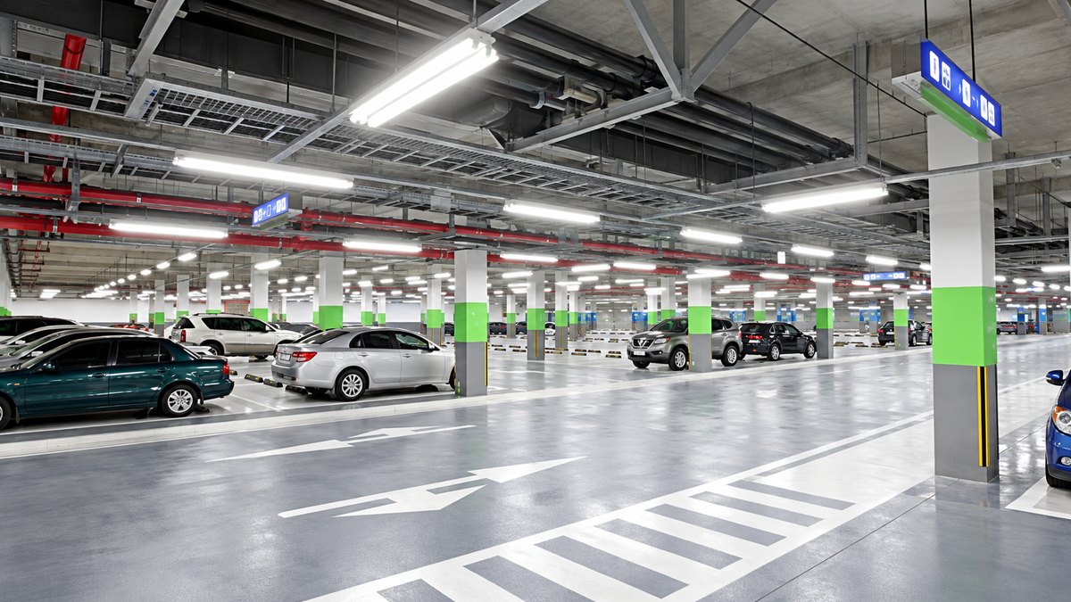 電影殿堂地下停車場